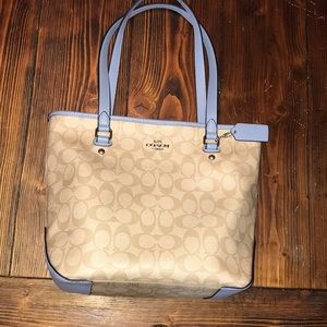 Coach handbag